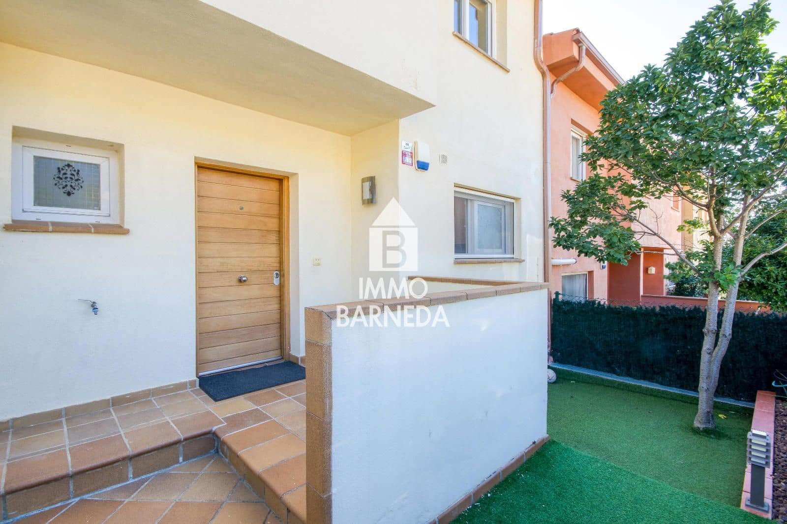 4 bedroom Townhouse for sale in Palau-saverdera with garage - € 370,000 (Ref: 9293996)
