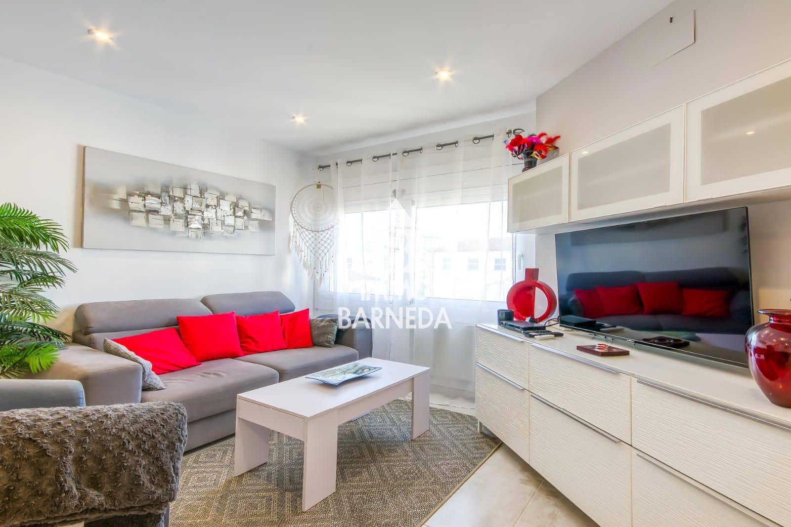 3 bedroom Flat for sale in Roses - € 199,000 (Ref: 9307127)