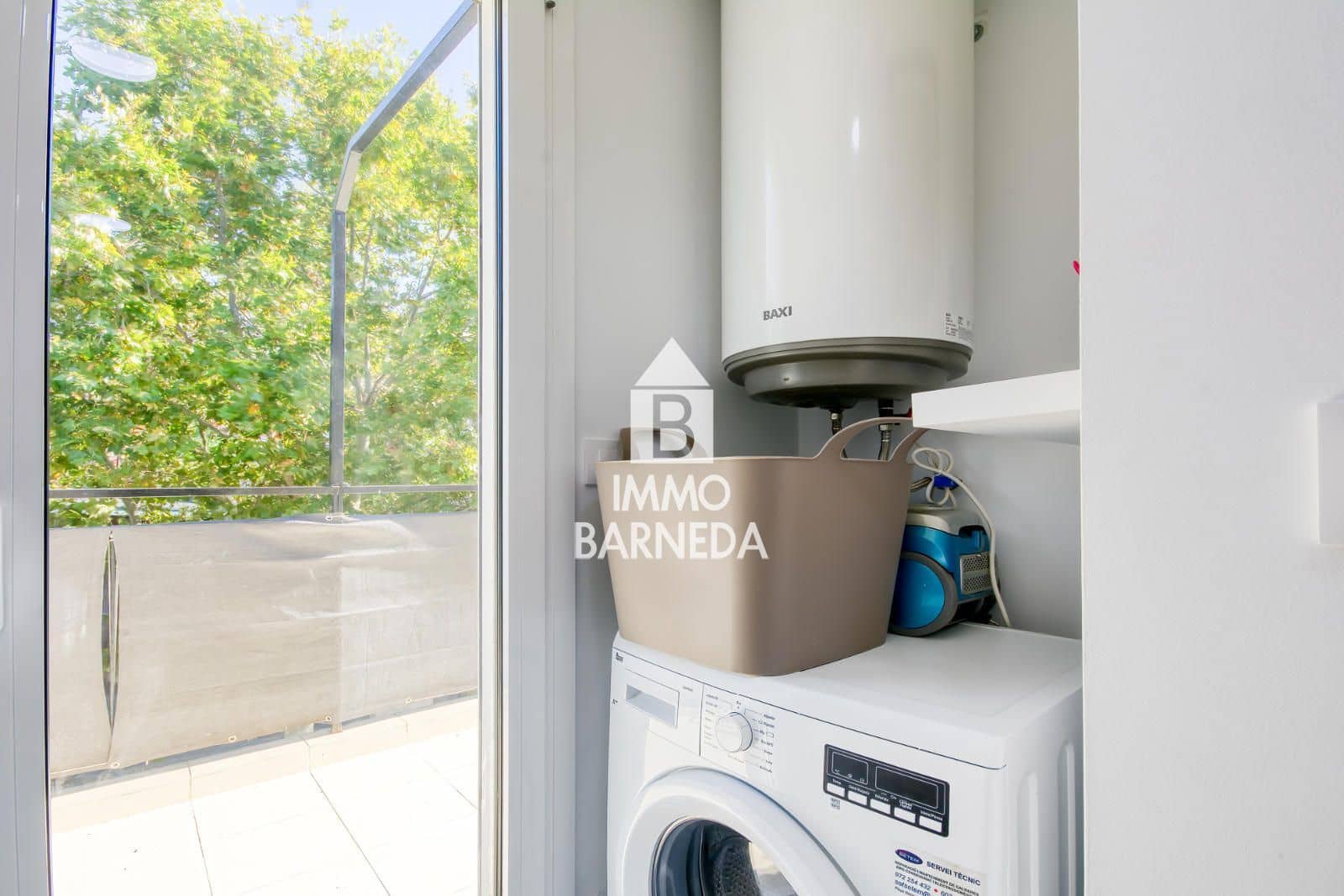 3 bedroom Flat for sale in Roses - € 199,000 (Ref: 9307127)