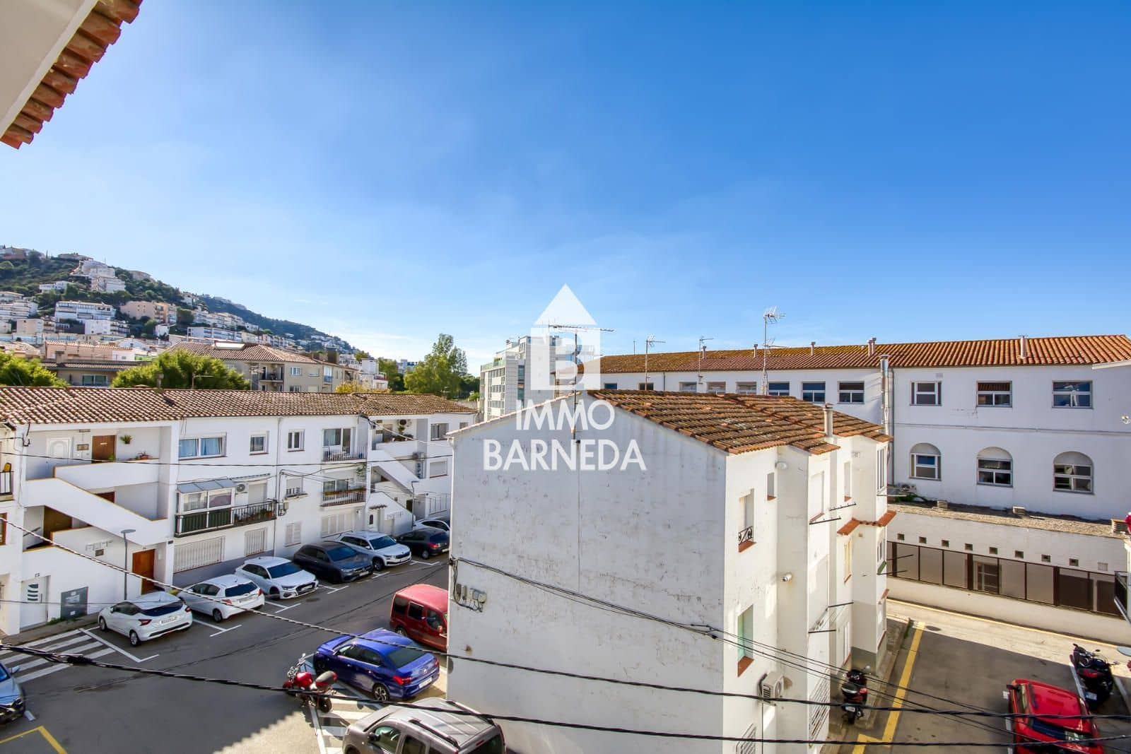 3 bedroom Flat for sale in Roses - € 199,000 (Ref: 9307127)