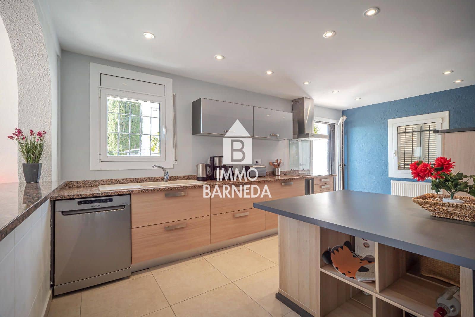 6 soverom Hus til salgs i Roses med svømmebasseng garasje - € 1 200 000 (Ref: 9308749)