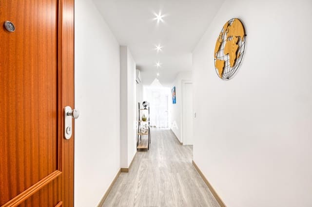 Piso de 3 habitaciones en Santa Margarida, Roses en venta con garaje - 249.000 € (Ref: 9309285)