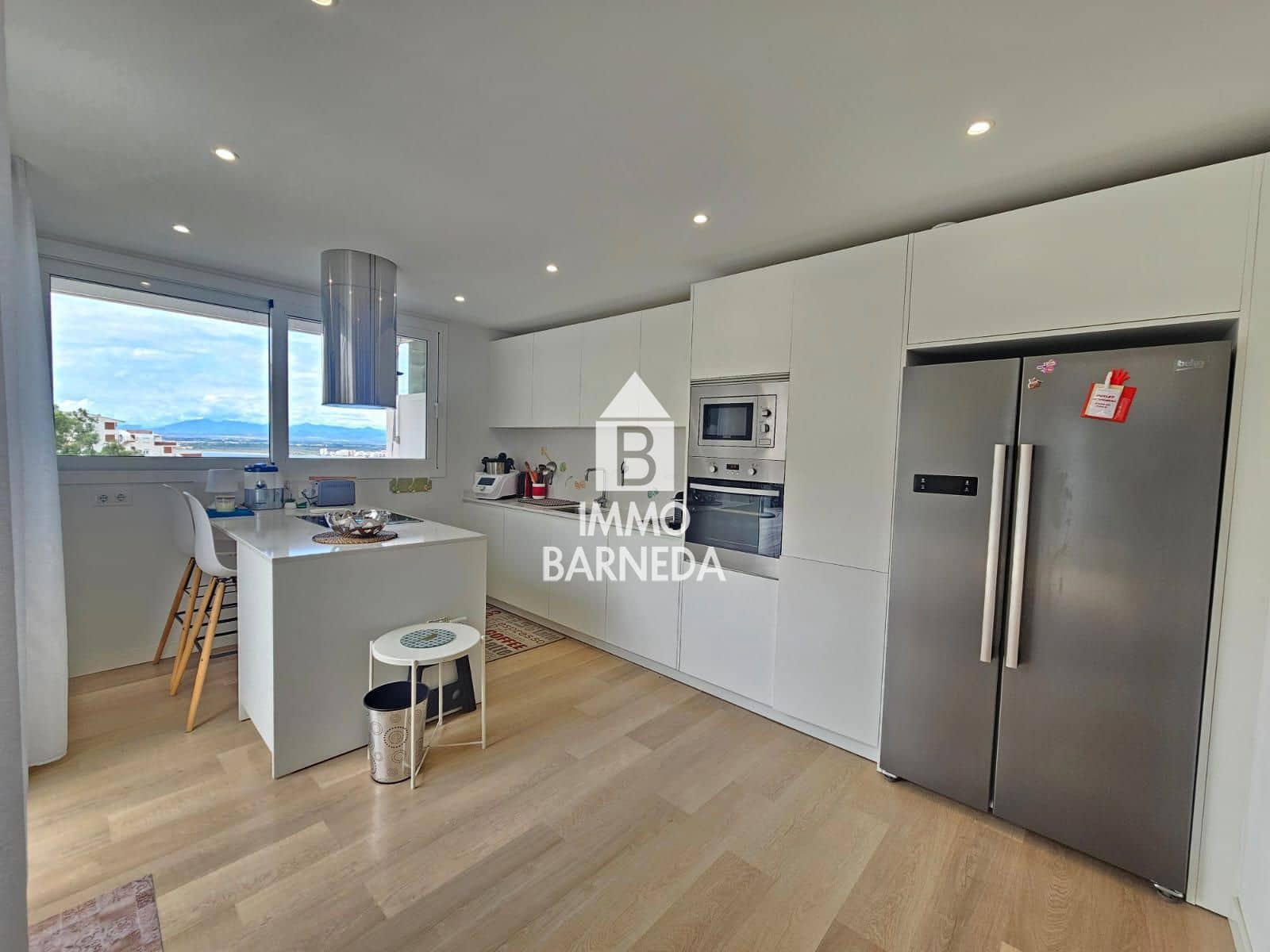 3 makuuhuone Huvila myytävänä paikassa Roses mukana uima-altaan 
autotalli - 850 000 € (Ref: 9311562)