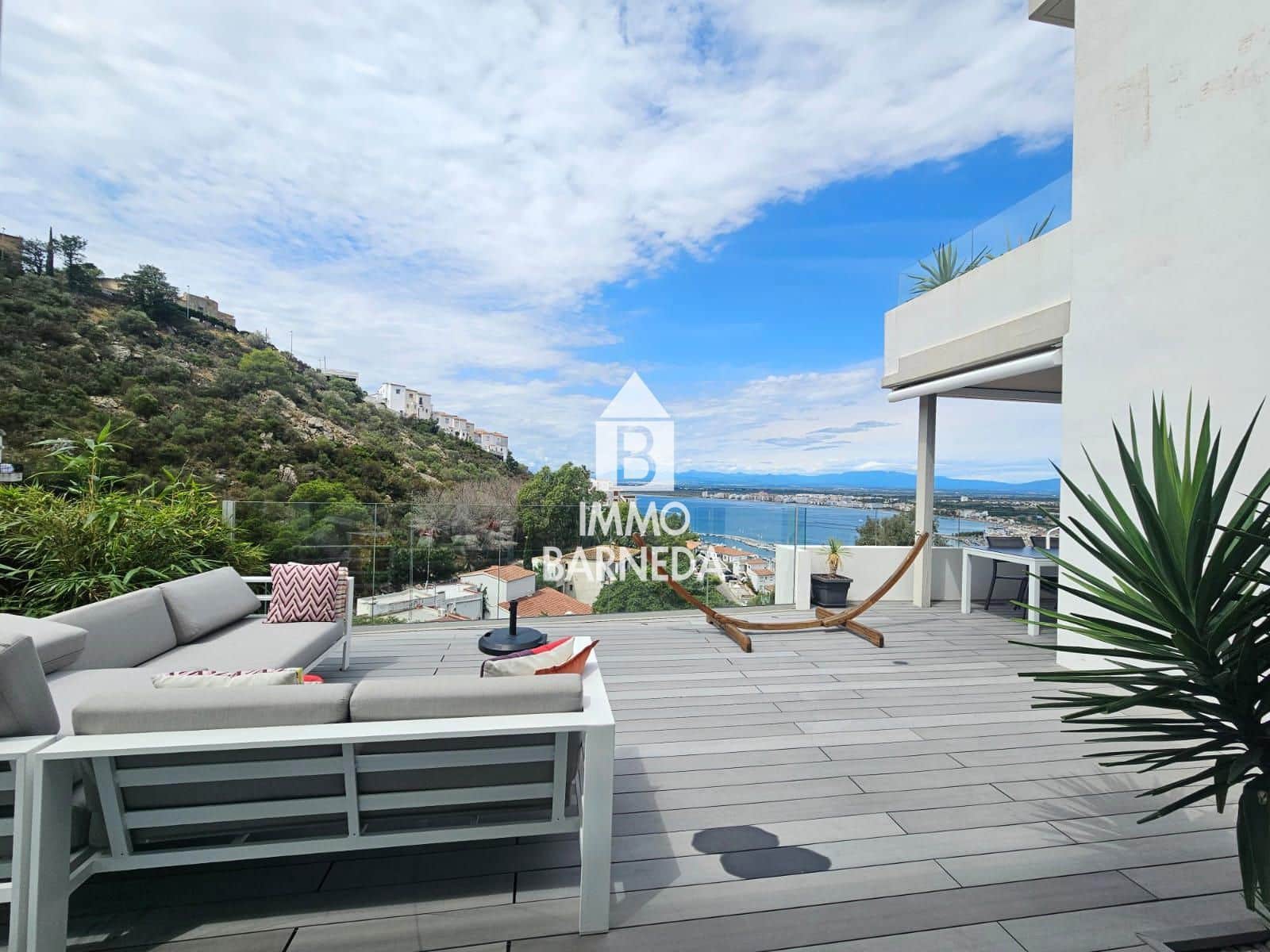 3 makuuhuone Huvila myytävänä paikassa Roses mukana uima-altaan 
autotalli - 850 000 € (Ref: 9311562)