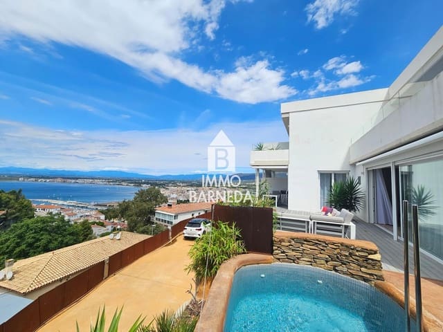 3 makuuhuone Huvila myytävänä paikassa Roses mukana uima-altaan 
autotalli - 850 000 € (Ref: 9311562)