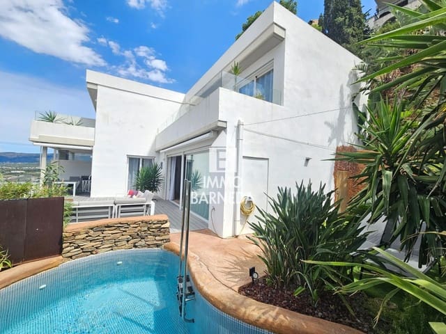 3 makuuhuone Huvila myytävänä paikassa Roses mukana uima-altaan 
autotalli - 850 000 € (Ref: 9311562)