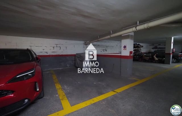 Garage for sale in Roses - € 27,000 (Ref: 9313911)