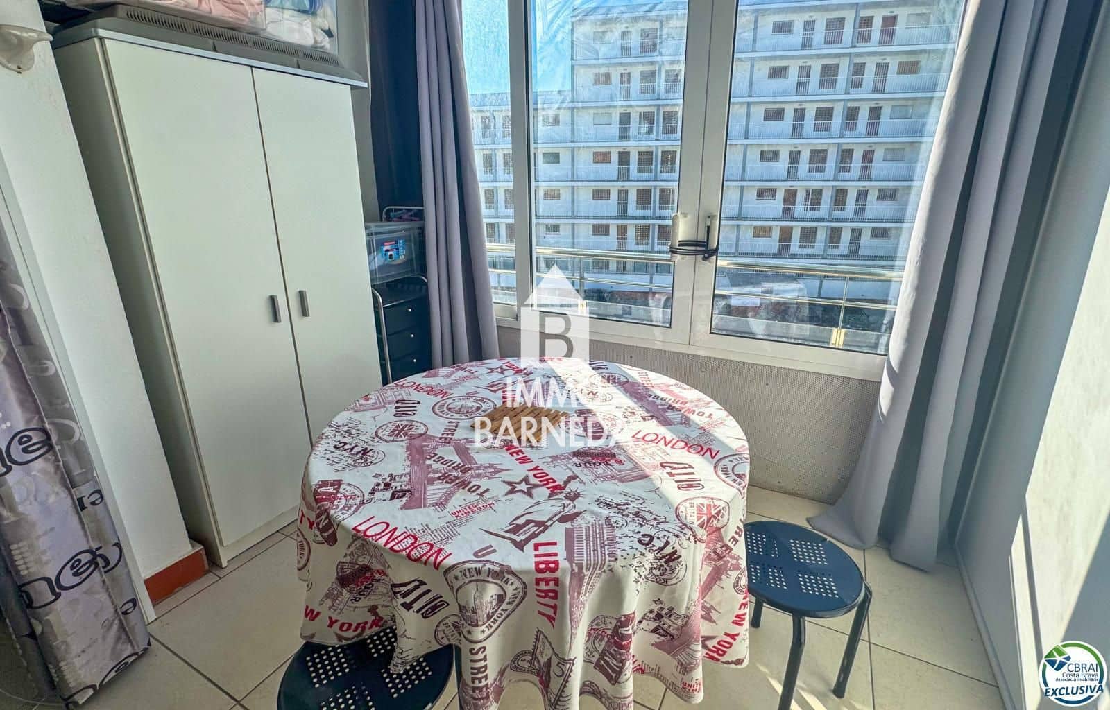 Flat for sale in Roses - € 113,000 (Ref: 9318128)