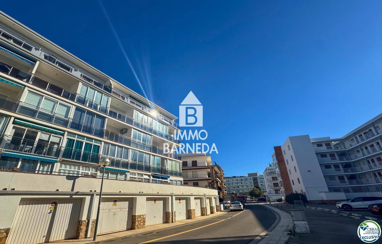 Flat for sale in Roses - € 113,000 (Ref: 9318128)