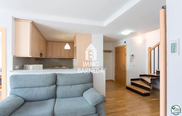 3 makuuhuone Asunto myytävänä paikassa Roses mukana 
autotalli - 257 000 € (Ref: 9328620)