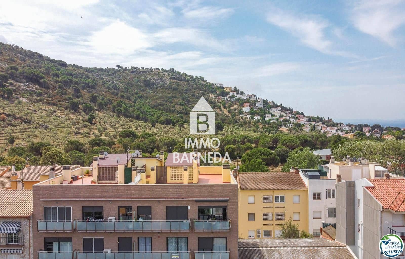 3 makuuhuone Asunto myytävänä paikassa Roses mukana 
autotalli - 257 000 € (Ref: 9328620)