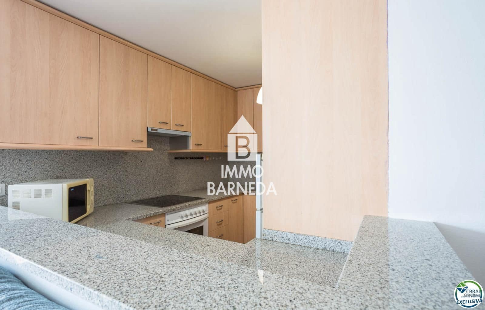 3 makuuhuone Asunto myytävänä paikassa Roses mukana 
autotalli - 257 000 € (Ref: 9328620)