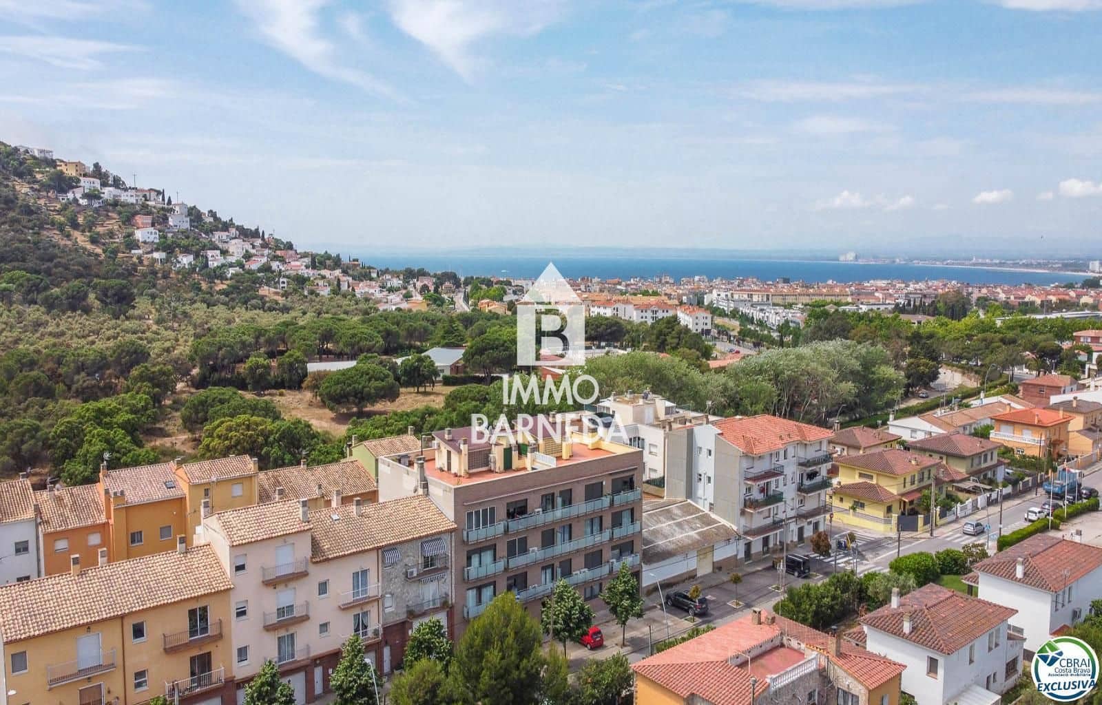 3 makuuhuone Asunto myytävänä paikassa Roses mukana 
autotalli - 257 000 € (Ref: 9328620)