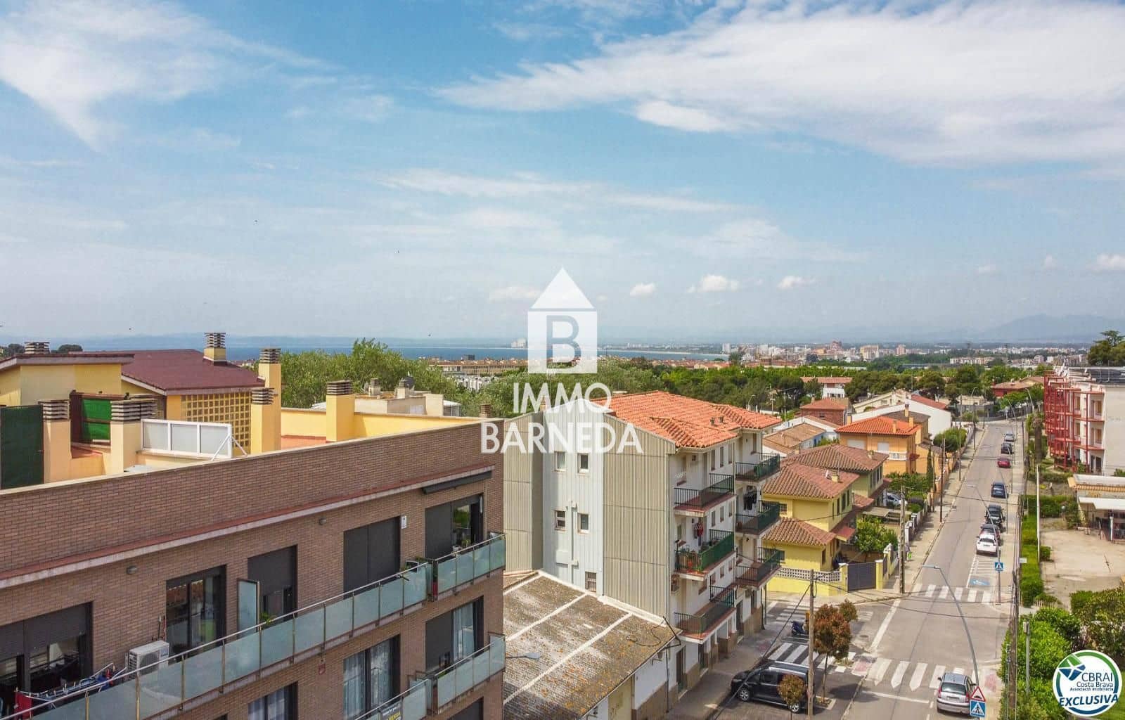 3 makuuhuone Asunto myytävänä paikassa Roses mukana 
autotalli - 257 000 € (Ref: 9328620)