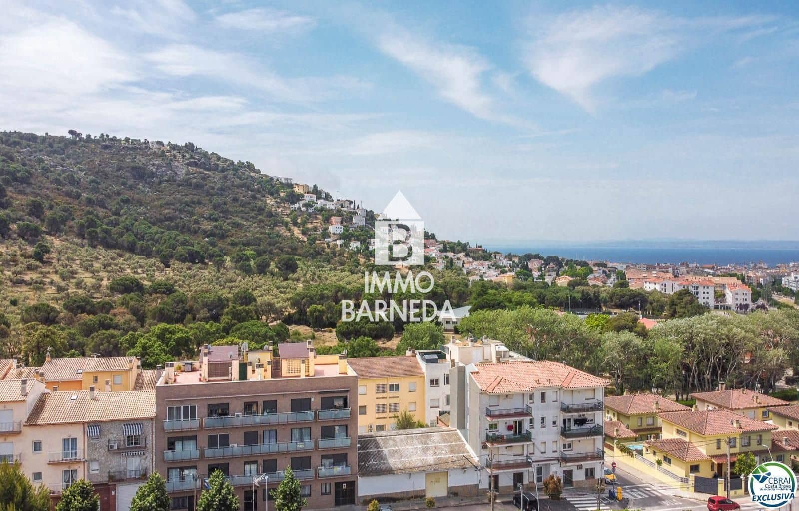 3 makuuhuone Asunto myytävänä paikassa Roses mukana 
autotalli - 257 000 € (Ref: 9328620)