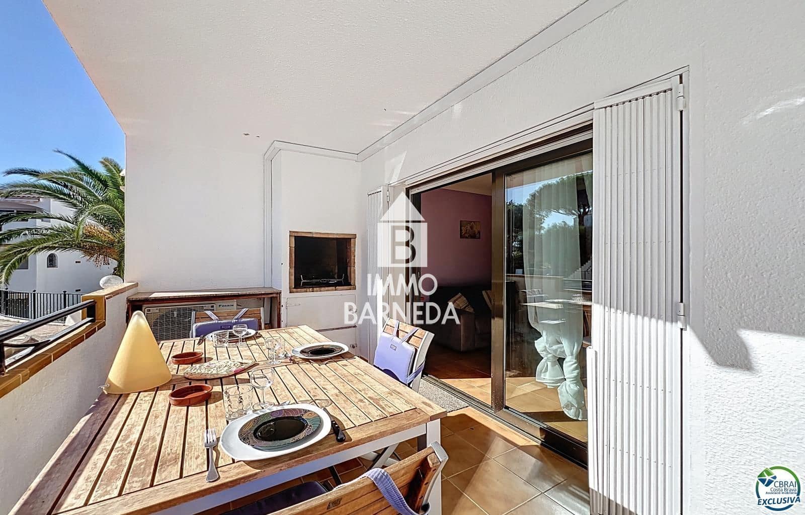 1 bedroom Flat for sale in Roses with pool garage - € 144,000 (Ref: 9331036)