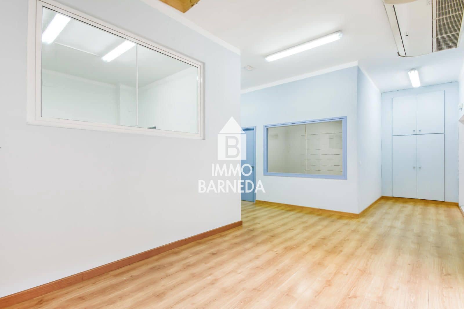 Erhverv til salg i Roses - € 170.000 (Ref: 9335486)