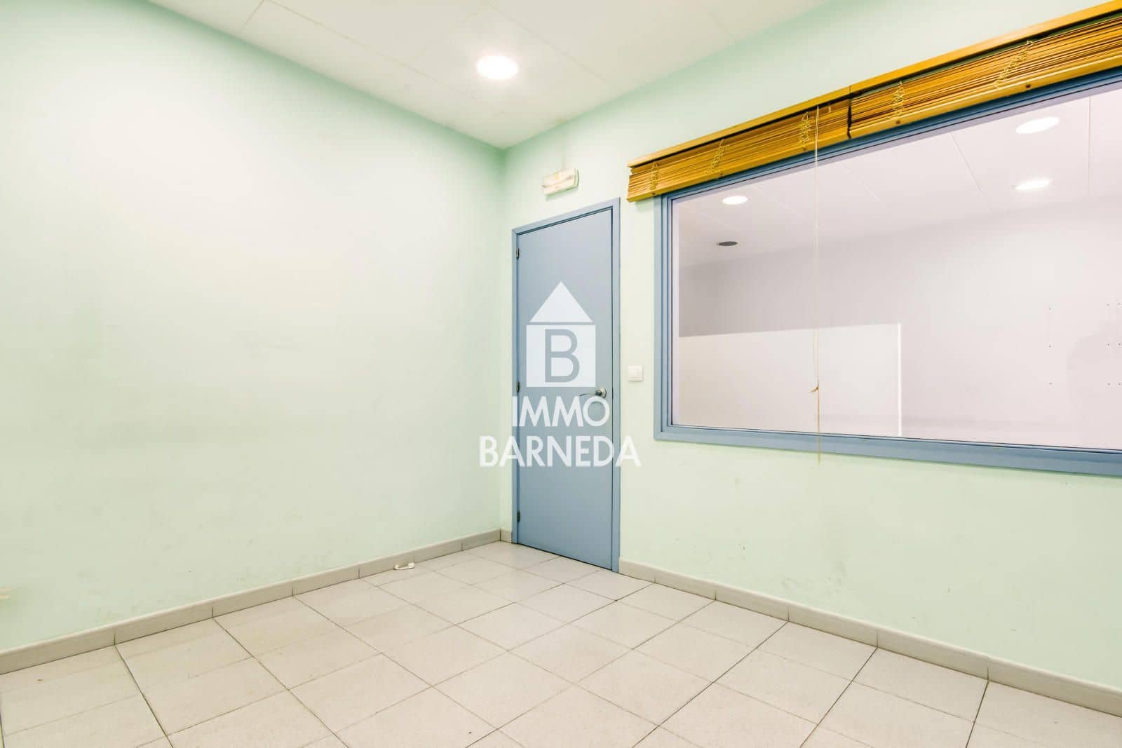 Erhverv til salg i Roses - € 170.000 (Ref: 9335486)