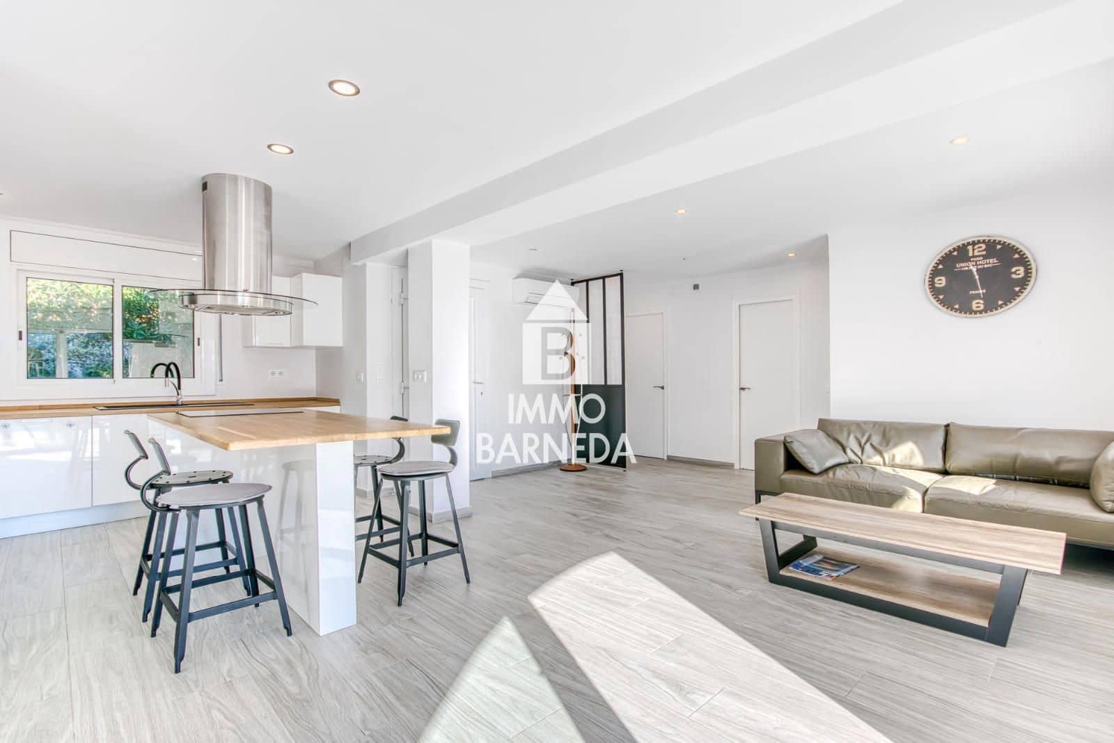 2 soveværelse Villa til salg i Empuriabrava med swimmingpool garage - € 485.000 (Ref: 9346595)