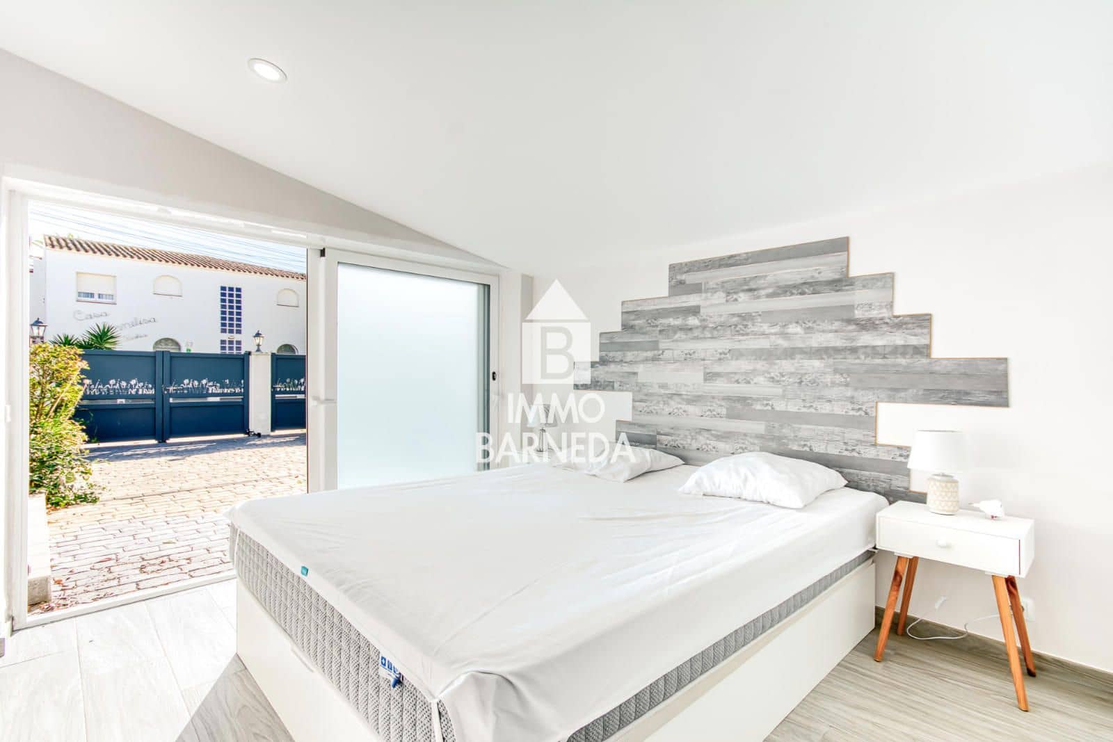 2 soveværelse Villa til salg i Empuriabrava med swimmingpool garage - € 485.000 (Ref: 9346595)