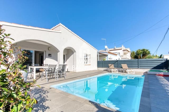 2 Zimmer Villa zu verkaufen in Empuriabrava, Castelló d'Empúries mit Pool Garage - 485.000 € (Ref: 9346595)