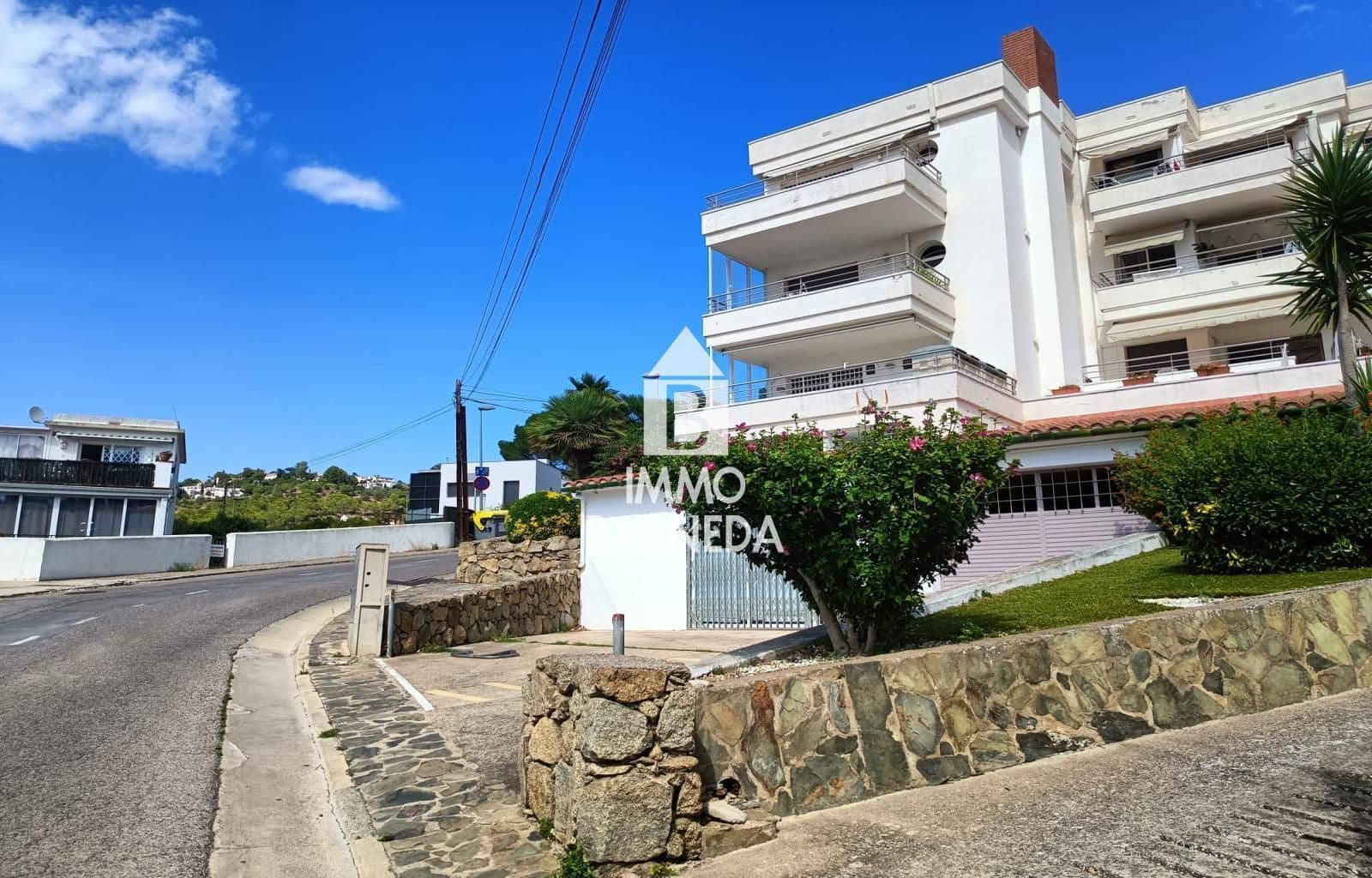 Garage for sale in Roses - € 49,000 (Ref: 9347851)