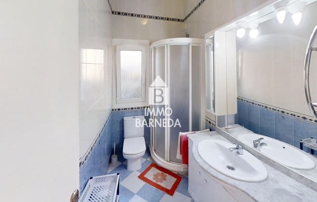 2 soveværelse Lejlighed til salg i Roses med swimmingpool garage - € 198.000 (Ref: 9347852)