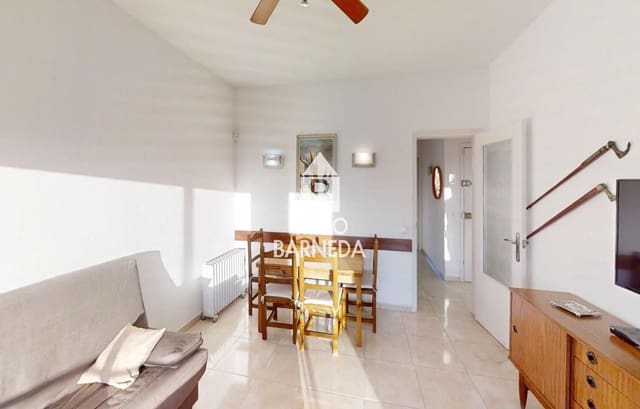 2 soveværelse Lejlighed til salg i Roses med swimmingpool garage - € 198.000 (Ref: 9347852)