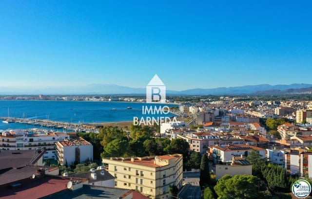 1 bedroom Flat for sale in Roses - € 140,000 (Ref: 9375566)