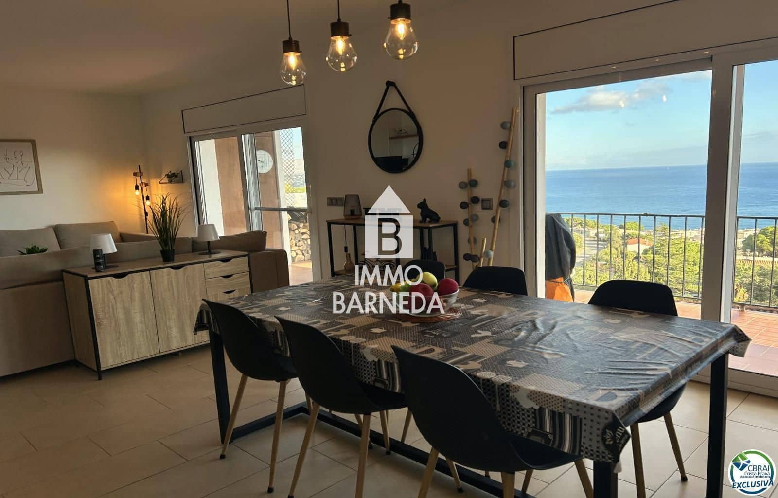 3 makuuhuone Asunto myytävänä paikassa Llanca mukana 
autotalli - 320 000 € (Ref: 9379459)