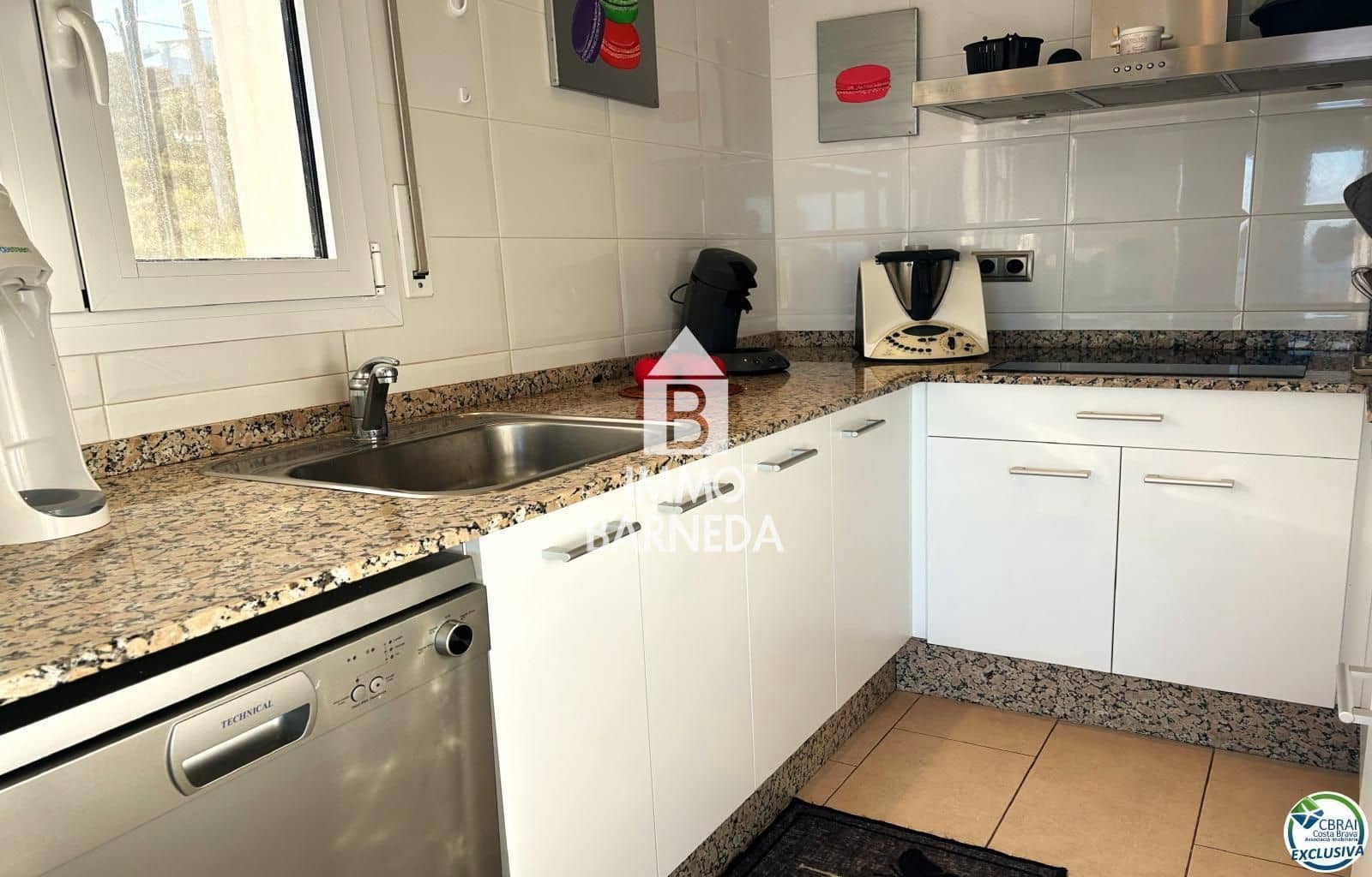 3 makuuhuone Asunto myytävänä paikassa Llanca mukana 
autotalli - 320 000 € (Ref: 9379459)