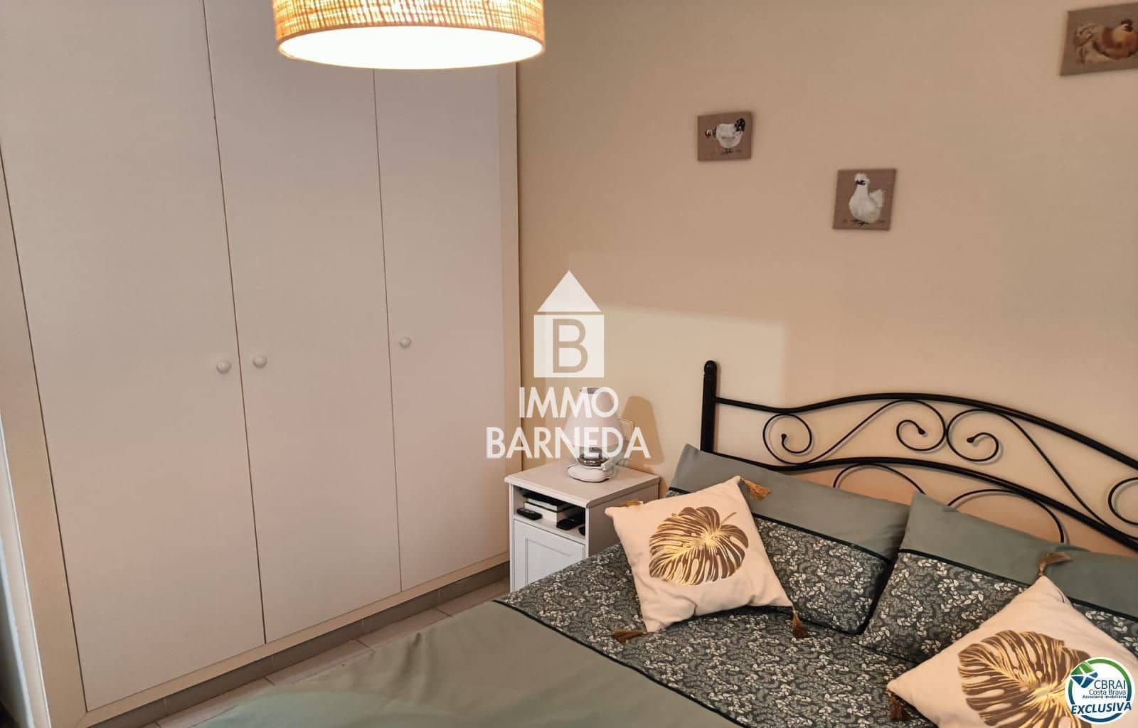 2 bedroom Flat for sale in Roses - € 249,000 (Ref: 9386321)