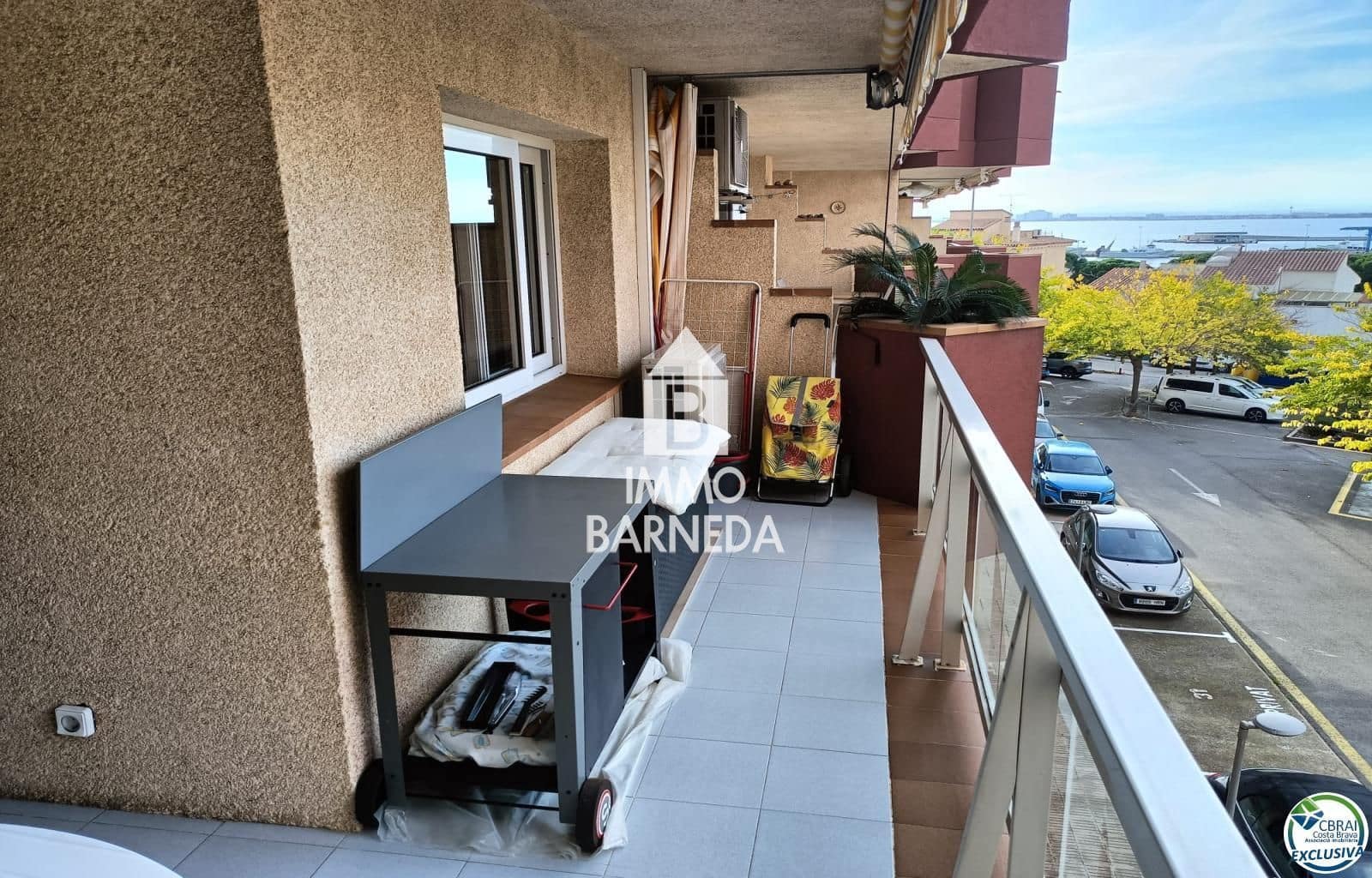 2 bedroom Flat for sale in Roses - € 249,000 (Ref: 9386321)