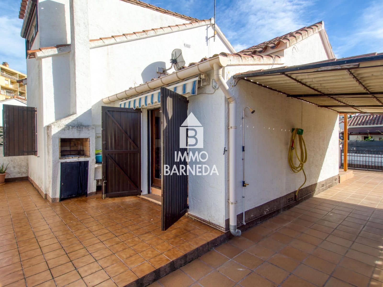 4 bedroom Villa for sale in Roses - € 275,000 (Ref: 9388507)