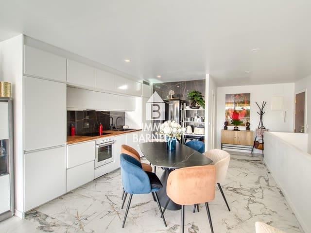 3 bedroom Flat for sale in Empuriabrava, Castelló d'Empúries with garage - € 560,000 (Ref: 9388718)