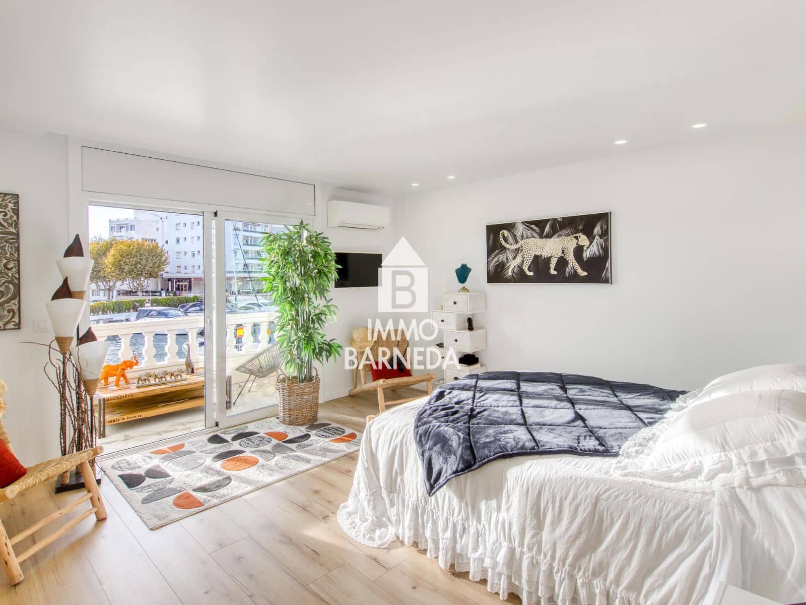 3 bedroom Flat for sale in Empuriabrava with garage - € 560,000 (Ref: 9388718)