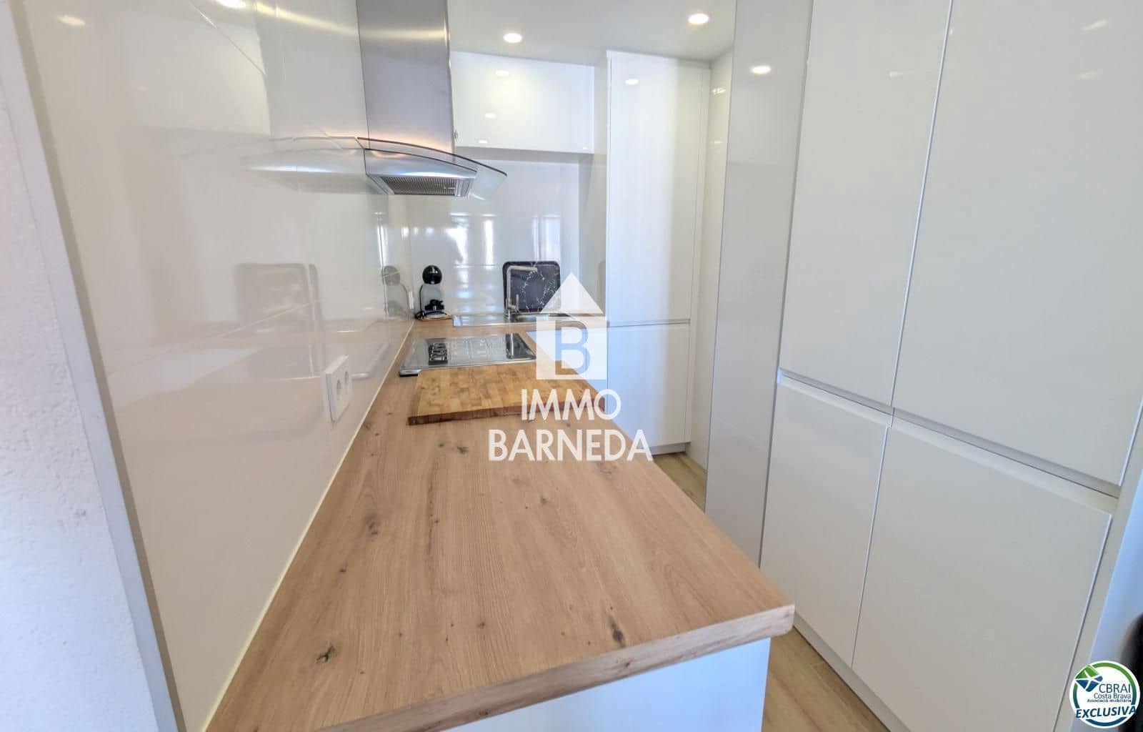 2 bedroom Flat for sale in Empuriabrava - € 255,000 (Ref: 9396558)