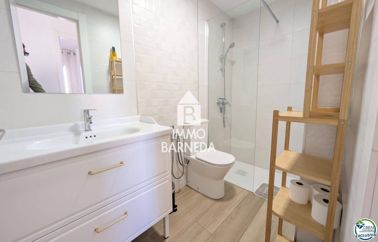 2 bedroom Flat for sale in Empuriabrava - € 255,000 (Ref: 9396558)