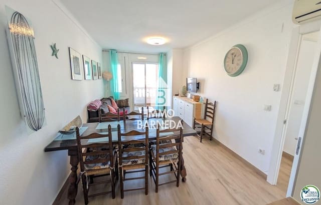 2 bedroom Flat for sale in Empuriabrava, Castelló d'Empúries - € 255,000 (Ref: 9396558)