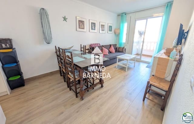 2 bedroom Flat for sale in Empuriabrava, Castelló d'Empúries - € 255,000 (Ref: 9396558)