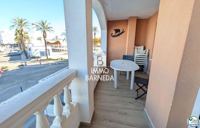 2 bedroom Flat for sale in Empuriabrava, Castelló d'Empúries - € 255,000 (Ref: 9396558)