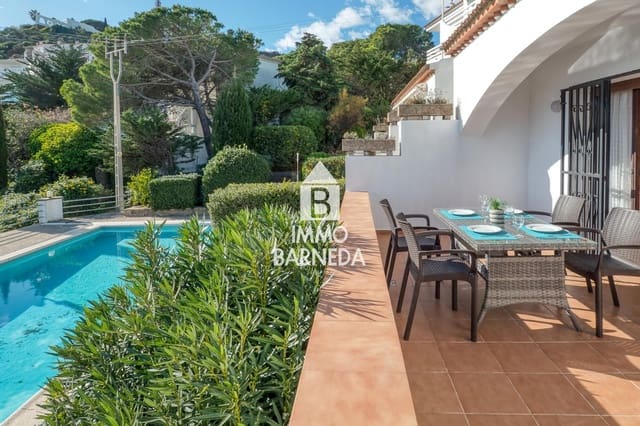 2 soveværelse Lejlighed til salg i Roses med swimmingpool - € 245.000 (Ref: 9396891)