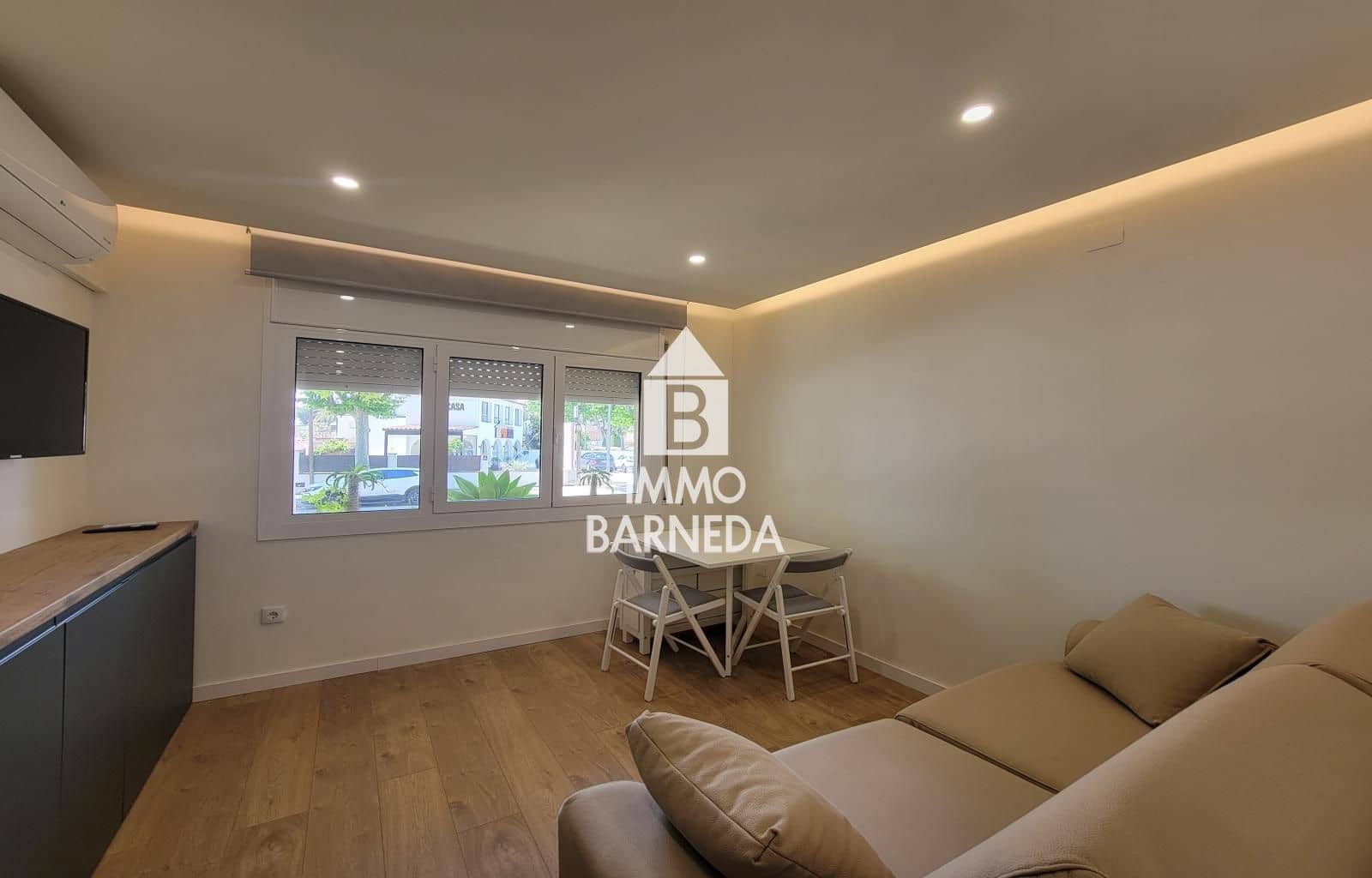 Flat te koop in Empuriabrava - € 98.000 (Ref: 9398787)