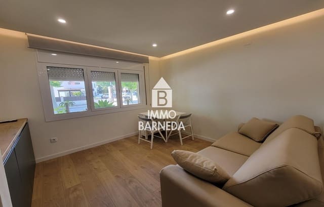 Flat te koop in Empuriabrava, Castelló d'Empúries - € 98.000 (Ref: 9398787)