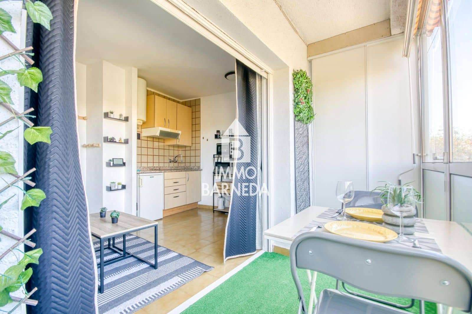 Flat for sale in Empuriabrava with pool - € 69,000 (Ref: 9399823)