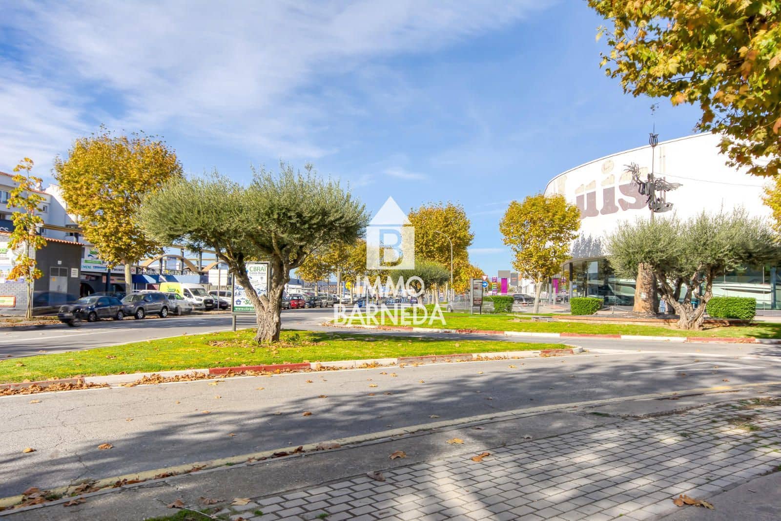 Flat for sale in Empuriabrava with pool - € 69,000 (Ref: 9399823)