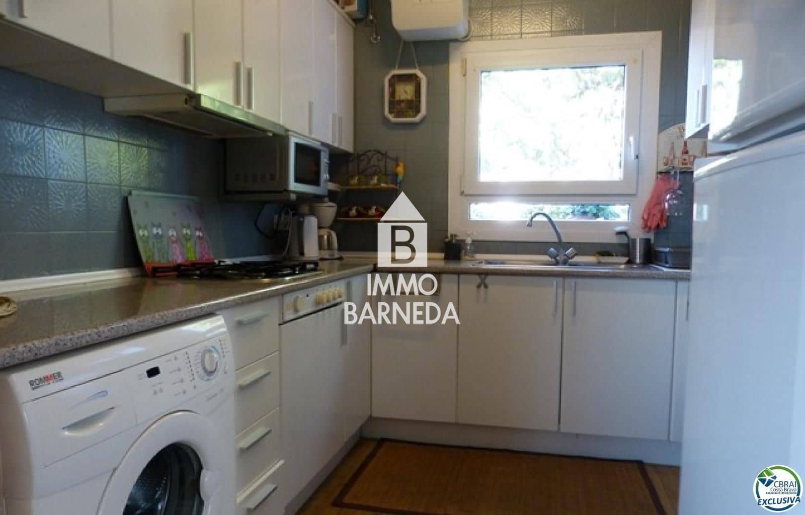 3 chambre Appartement à vendre à Empuriabrava avec garage - 290 000 € (Ref: 9401038)