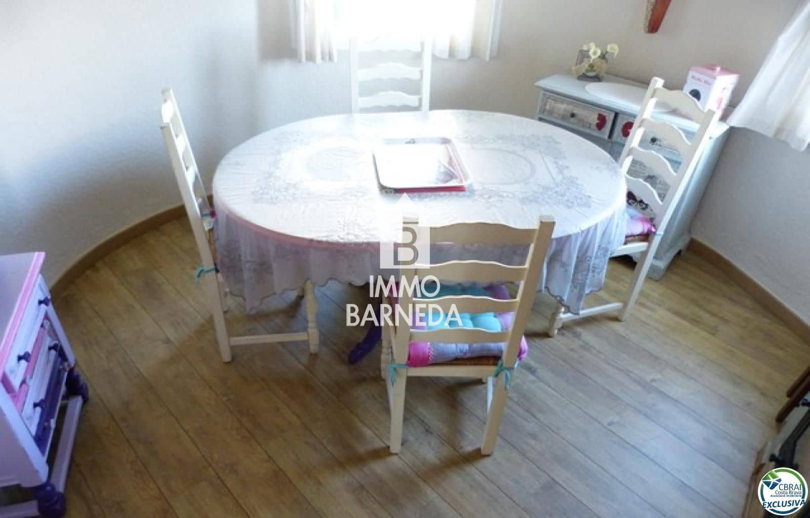 3 chambre Appartement à vendre à Empuriabrava avec garage - 290 000 € (Ref: 9401038)