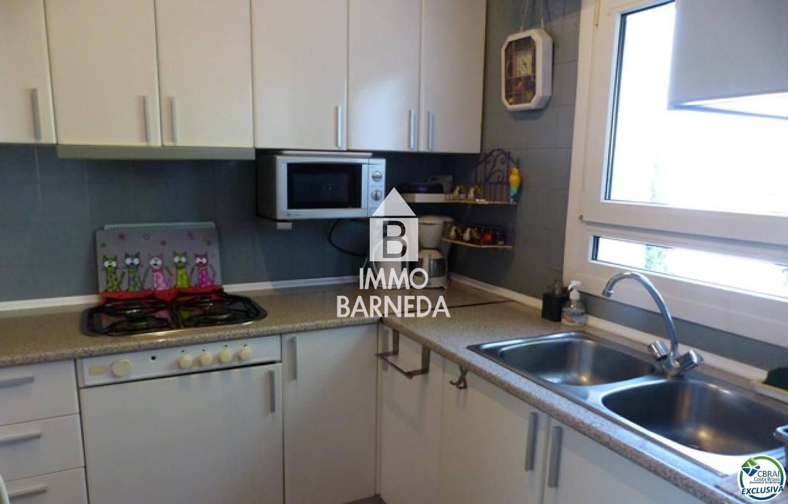 3 chambre Appartement à vendre à Empuriabrava avec garage - 290 000 € (Ref: 9401038)