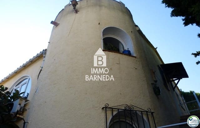 3 chambre Appartement à vendre à Empuriabrava, Castelló d'Empúries avec garage - 290 000 € (Ref: 9401038)